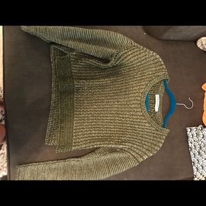 Green crop top sweater